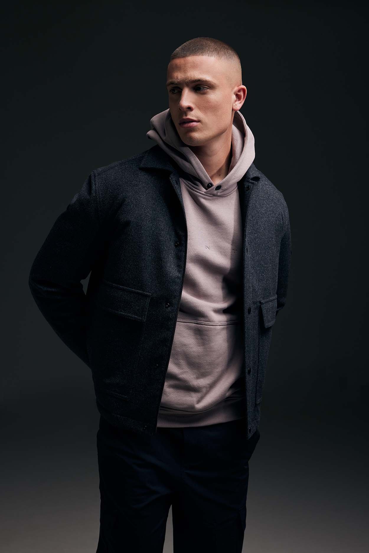 Campagne fotoshoot in de studio met modellen Genti AW2502.jpg