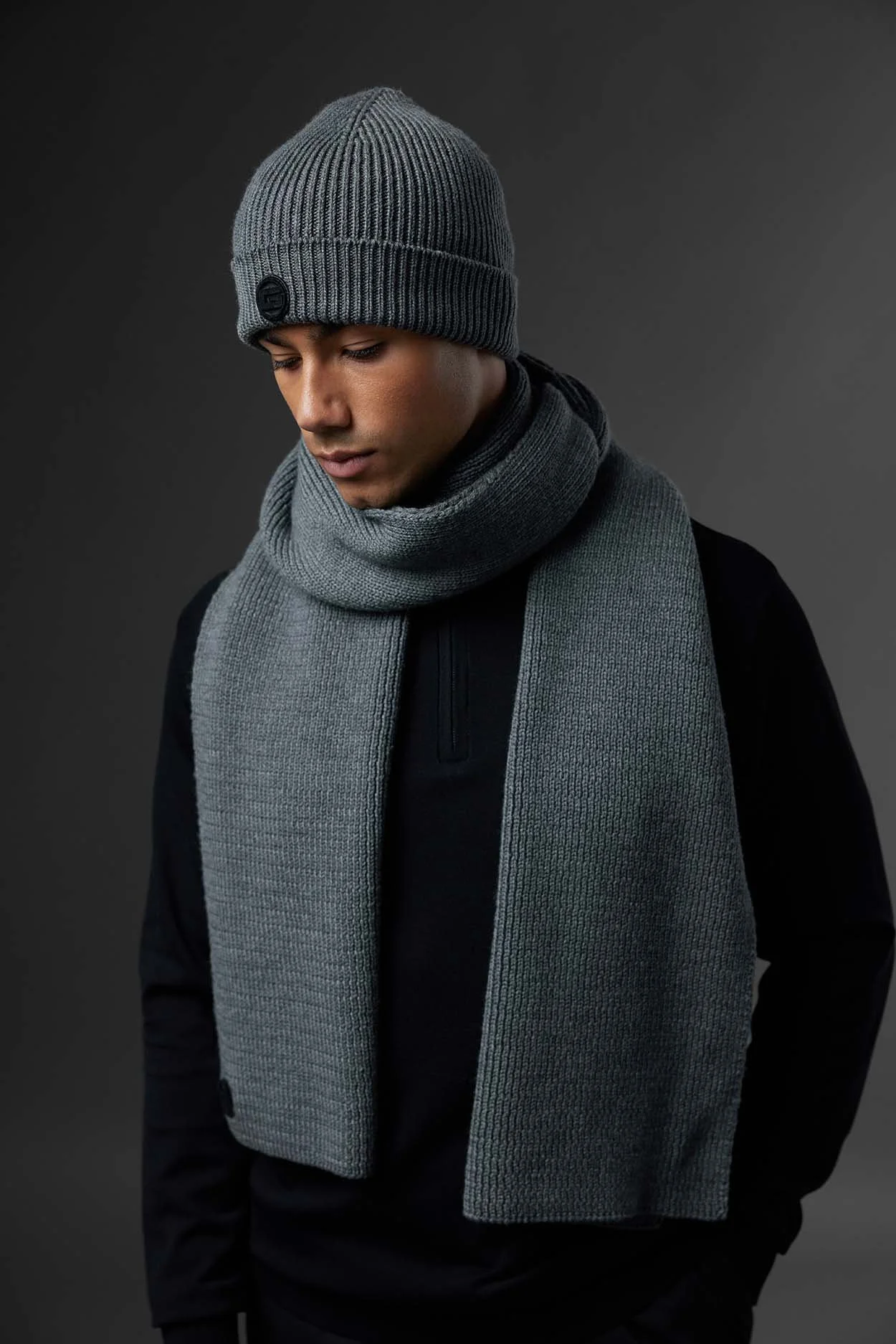 Campagne fotoshoot in de studio met modellen Genti AW2619.jpg