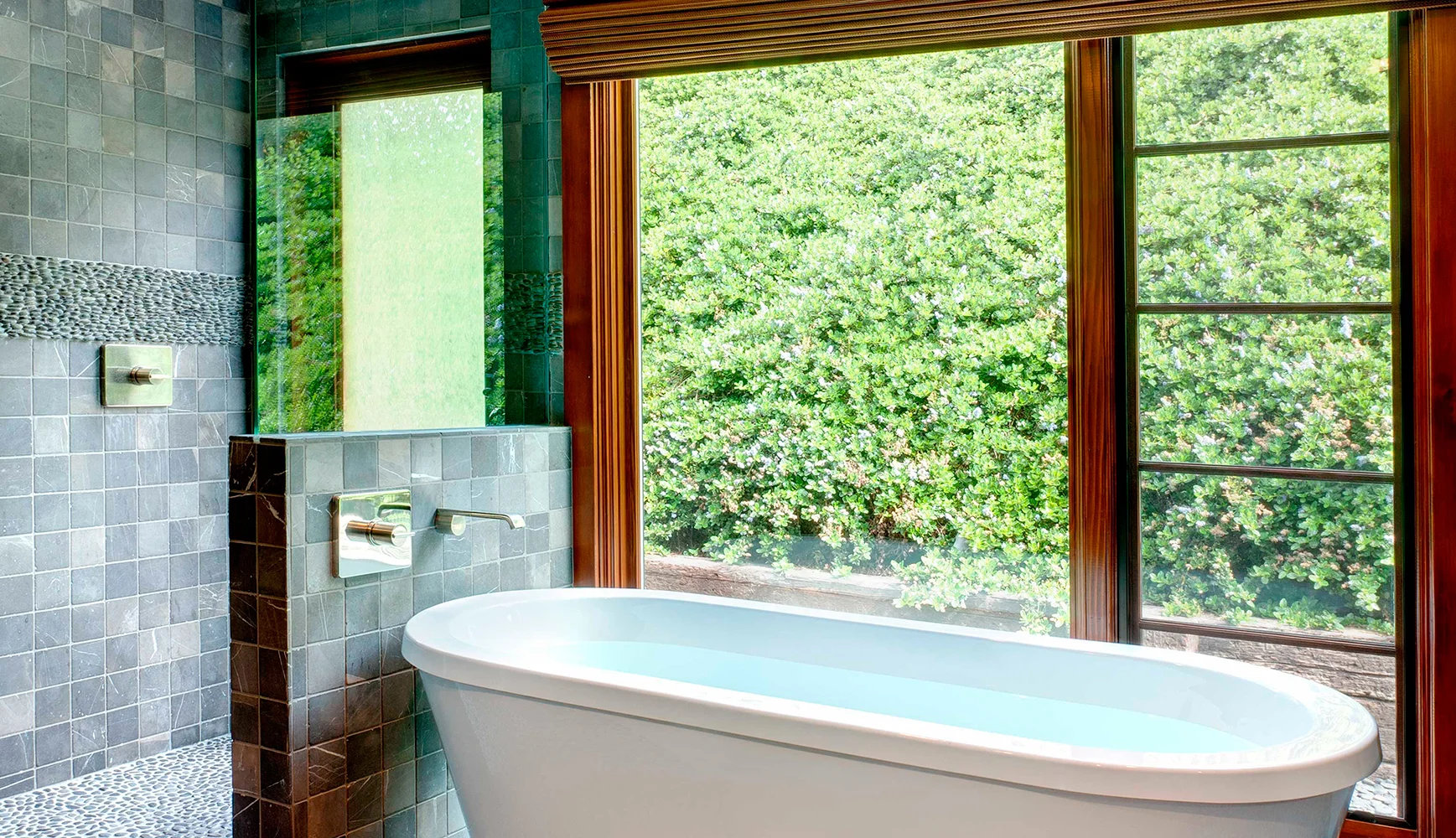 RevealWindowCleaning_Ventura_02.jpg