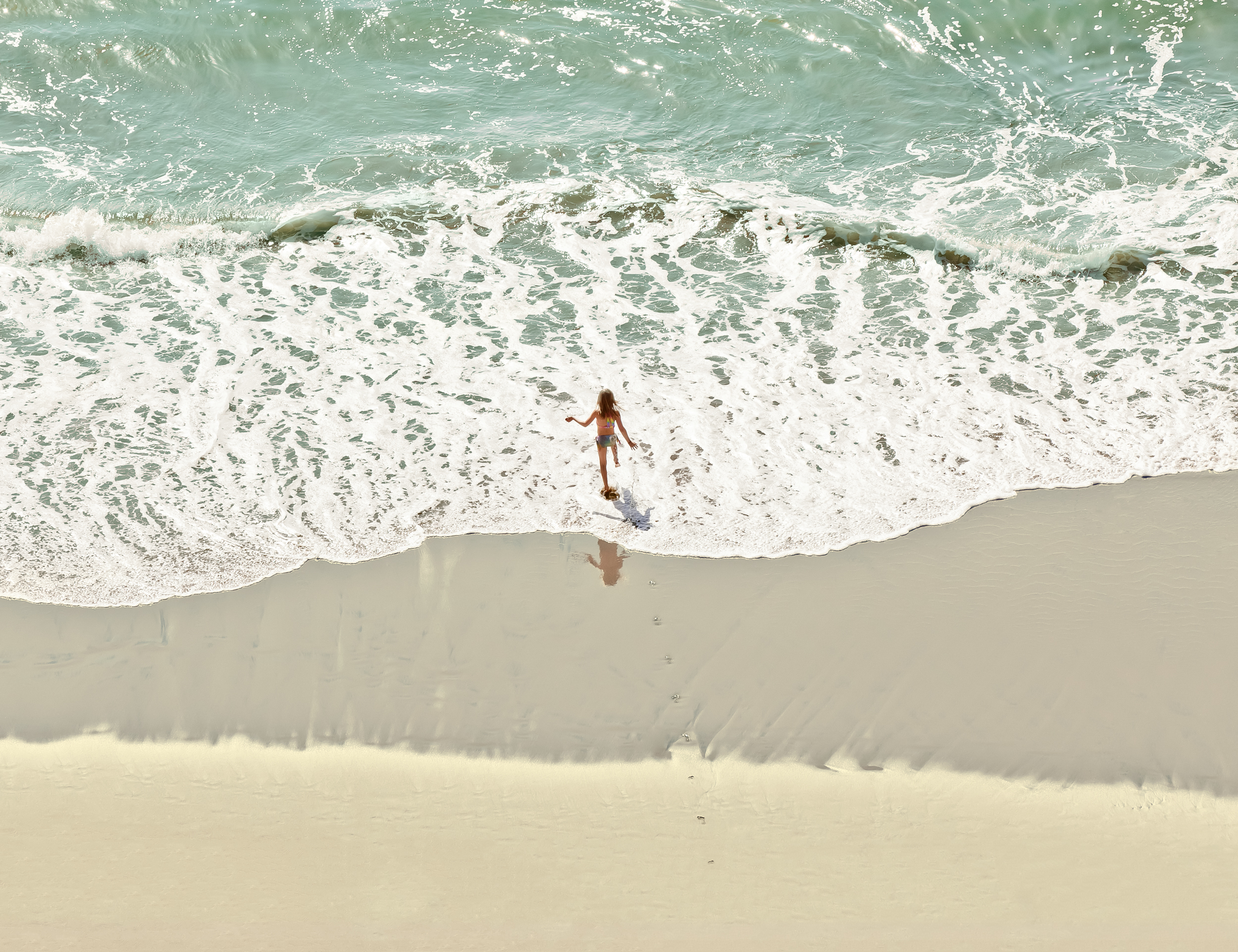 Mansfield_Running-Girl_2011_archival-pigment-print_20x26.jpg