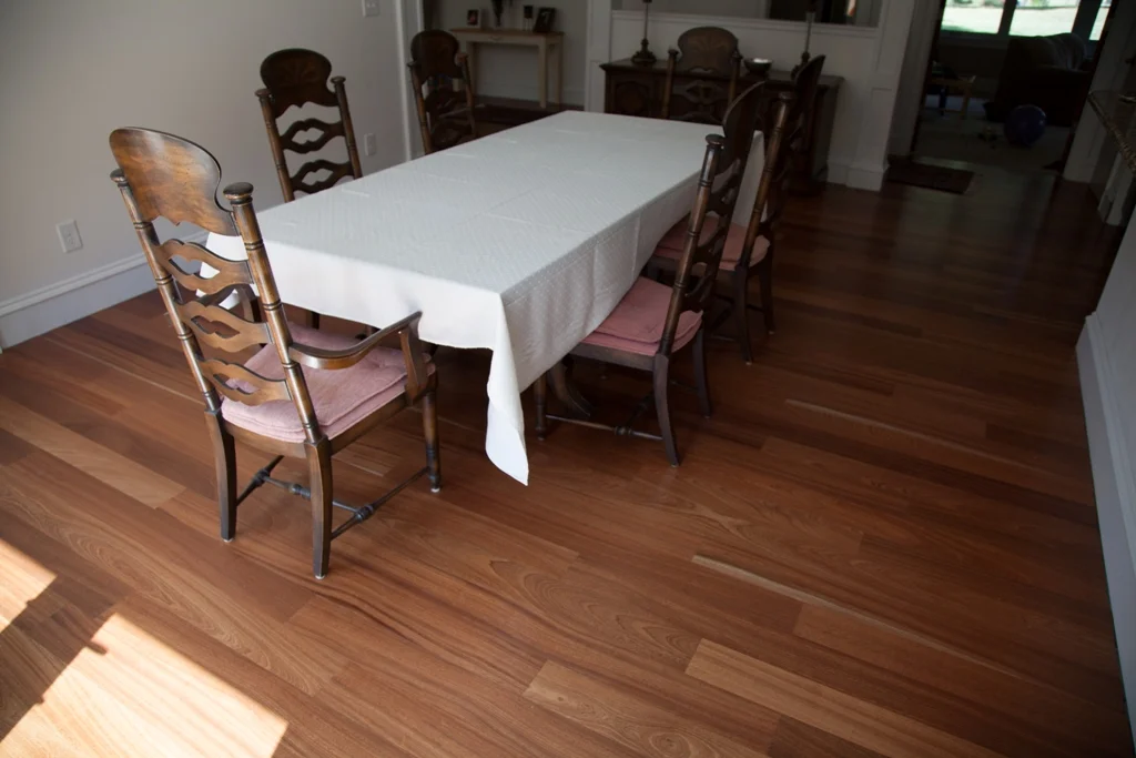 Sapele Floor Joe 1-7019 Web Large.jpg