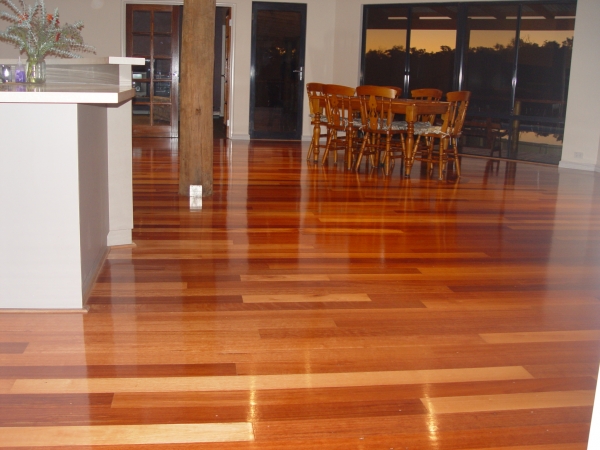 Karri_Flooring1.jpg