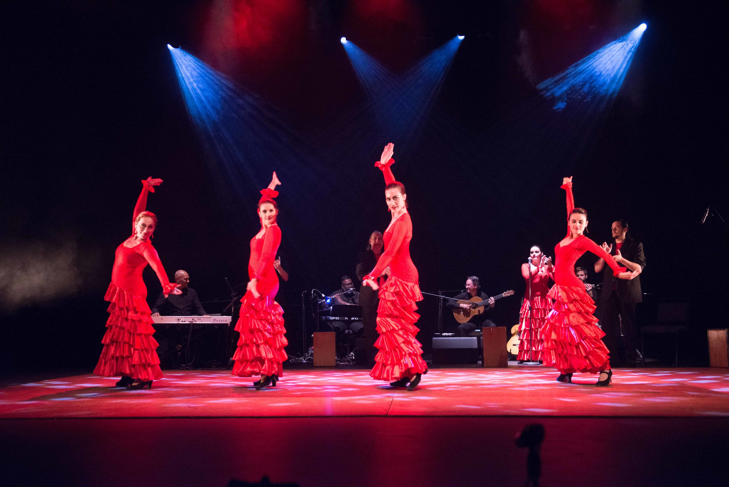 Linda Vargas Flamenco Dance Company (Photo Val Adamson).jpg