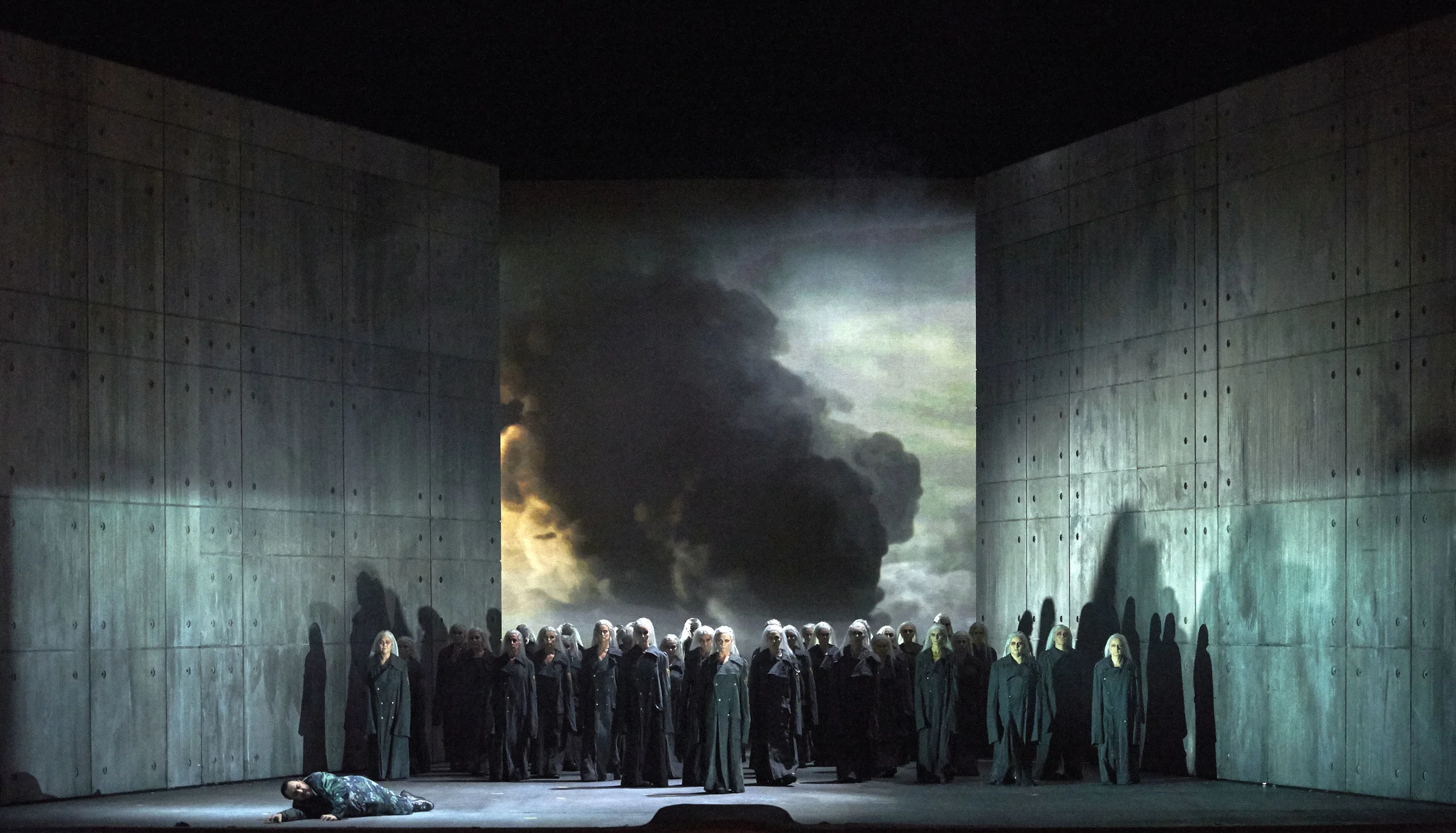 Macbeth_81602.jpg
