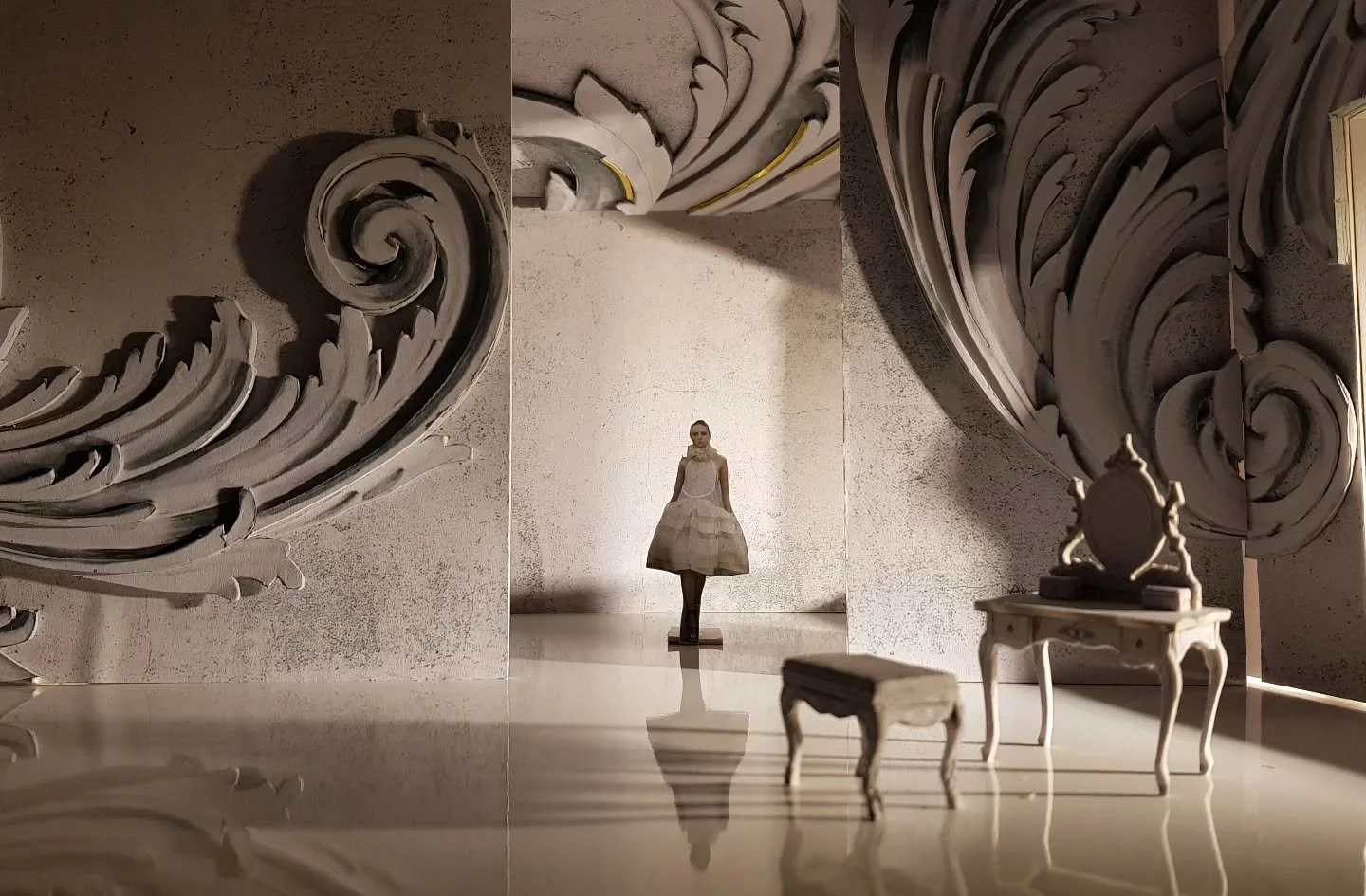 #derrosenkavalier returns to @garsingtonopera this summer. 

The image shows a detail from the 1:25 scale model of the Act I sets.

Directed by @brunoravella

#operadesign #richardstrauss #baroquebaroque #plasterwork