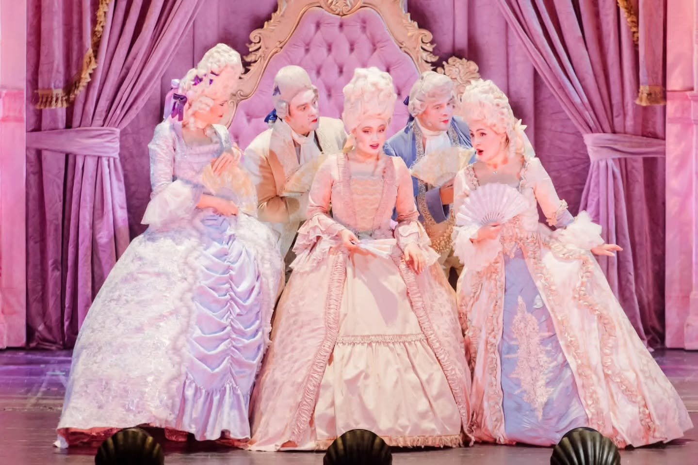 #PhantomoftheOpera is back on stage at #nationaloperabucharest

Some photos from the baroque Mozartian pastiche of 'Il Muto'
 @irinabaiant
 @operanationalabucuresti #poto #setdesign #costumedesign