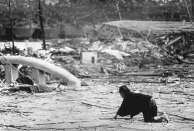Yamahata Yôsuke, Nagasaki, 10 de Agosto 1945.