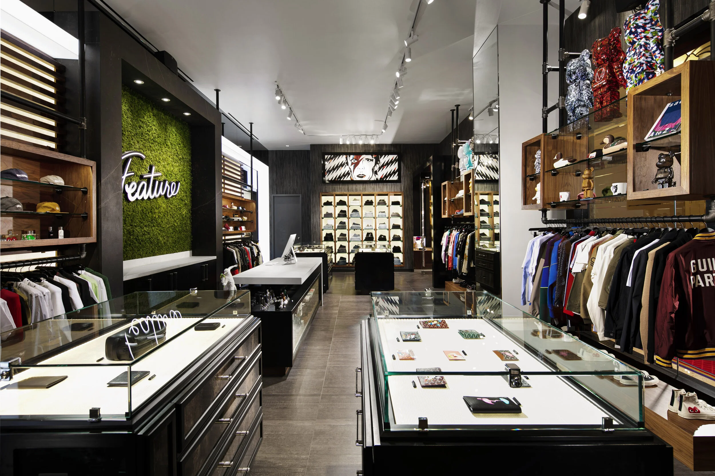 Feature Las Vegas by Velich Studio 6.jpg