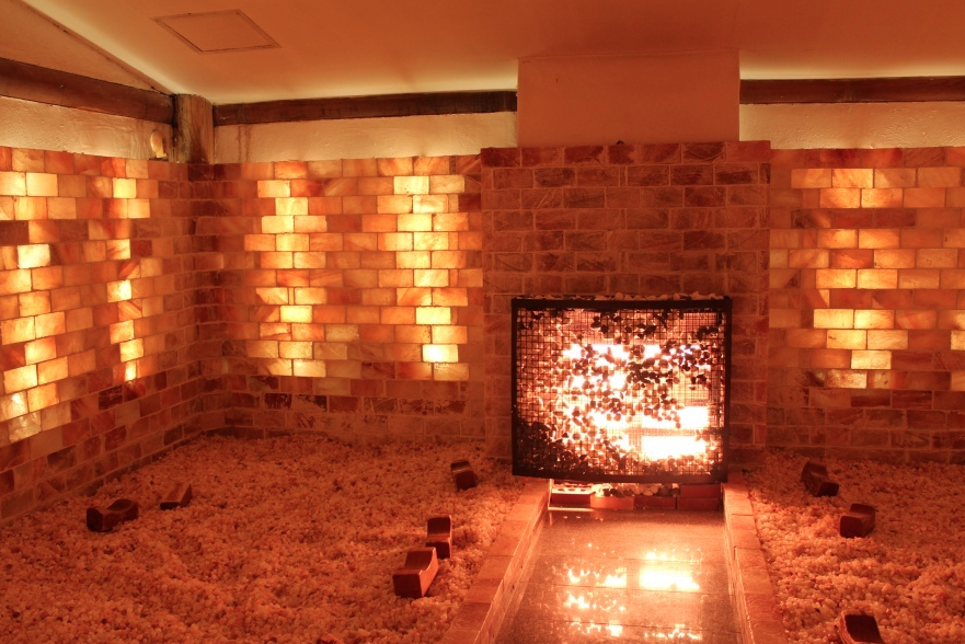 The Jjimjilbang Experience Getting Naked With The Locals In South