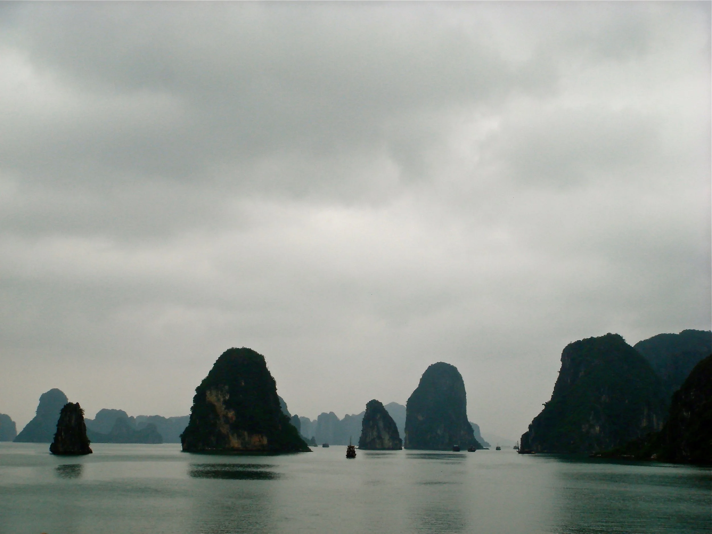 HalongBay.jpg