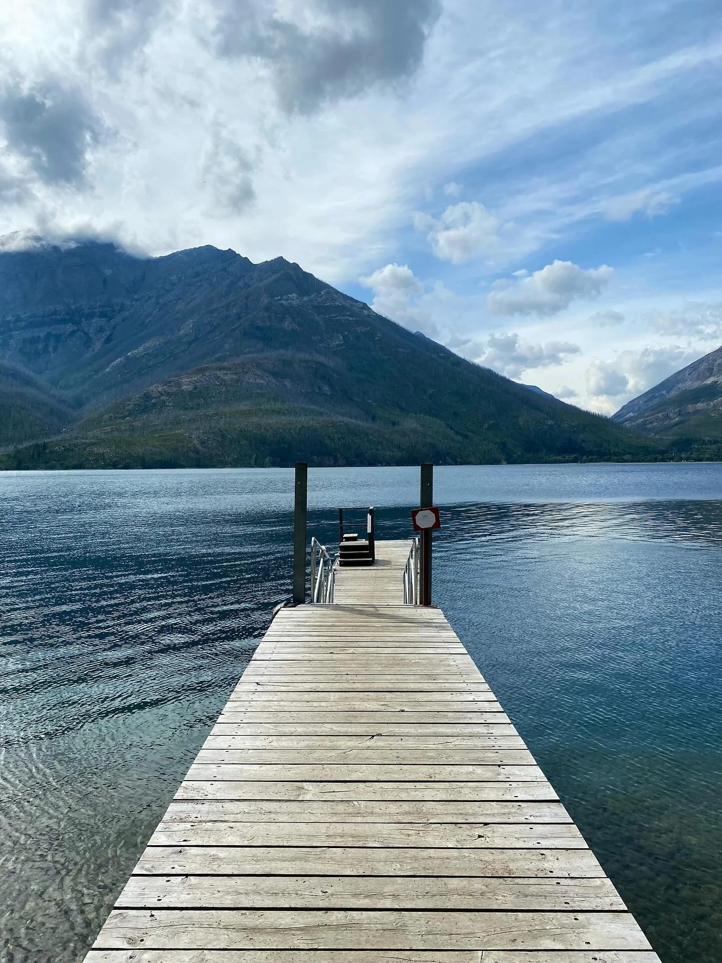 Did I do a cannonball off the end of this dock into this glacier fed lake after my hike? Yes. 

Was it so cold I almost stopped breathing? Also yes. 

Would I do it again? ABSOLUTELY. 

#alwaysjumpinthelake