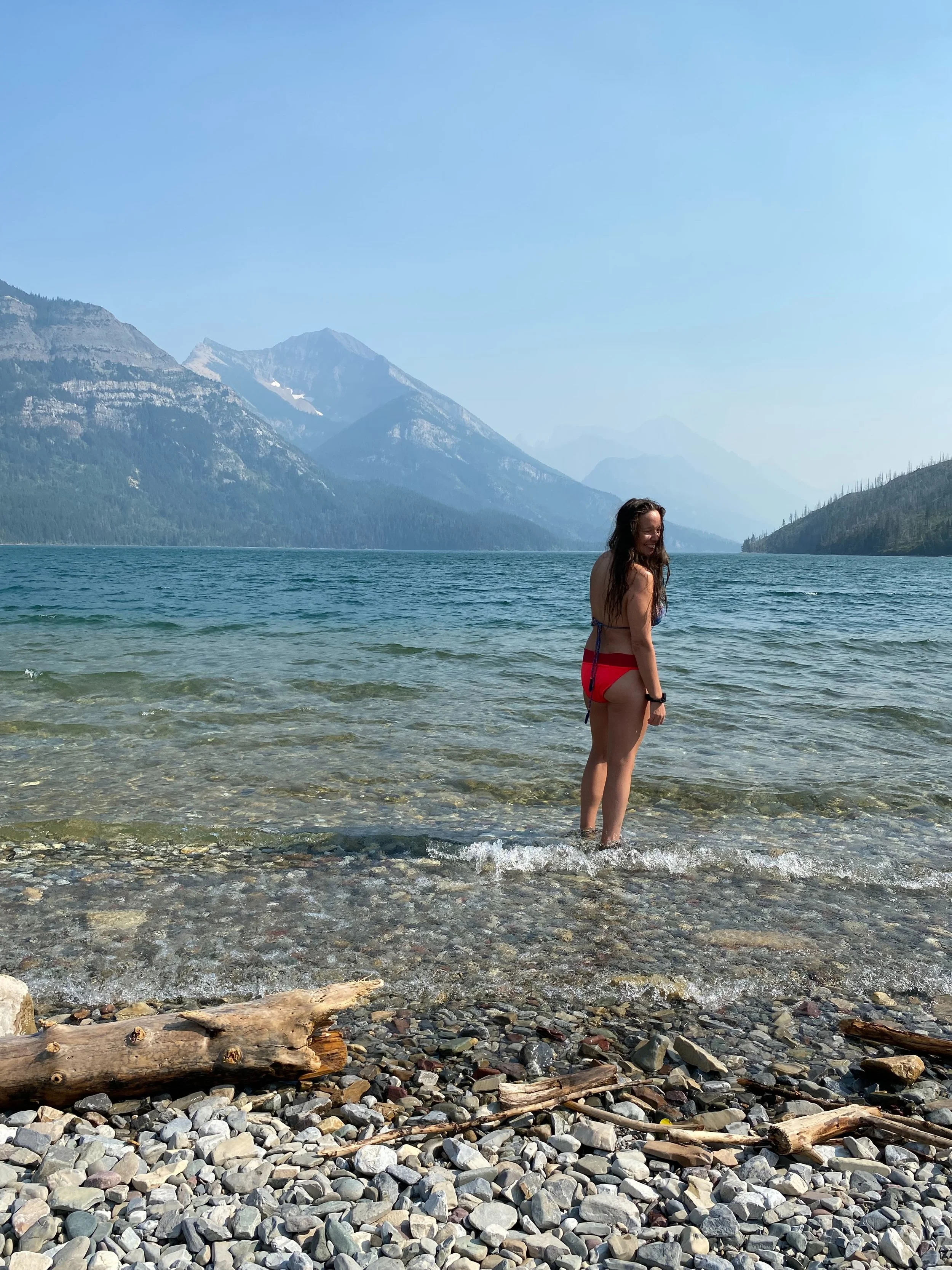 I&rsquo;ve never found a mountain lake I didn&rsquo;t want to jump into! #watertonlakesnationalpark #summertime #roadtrip