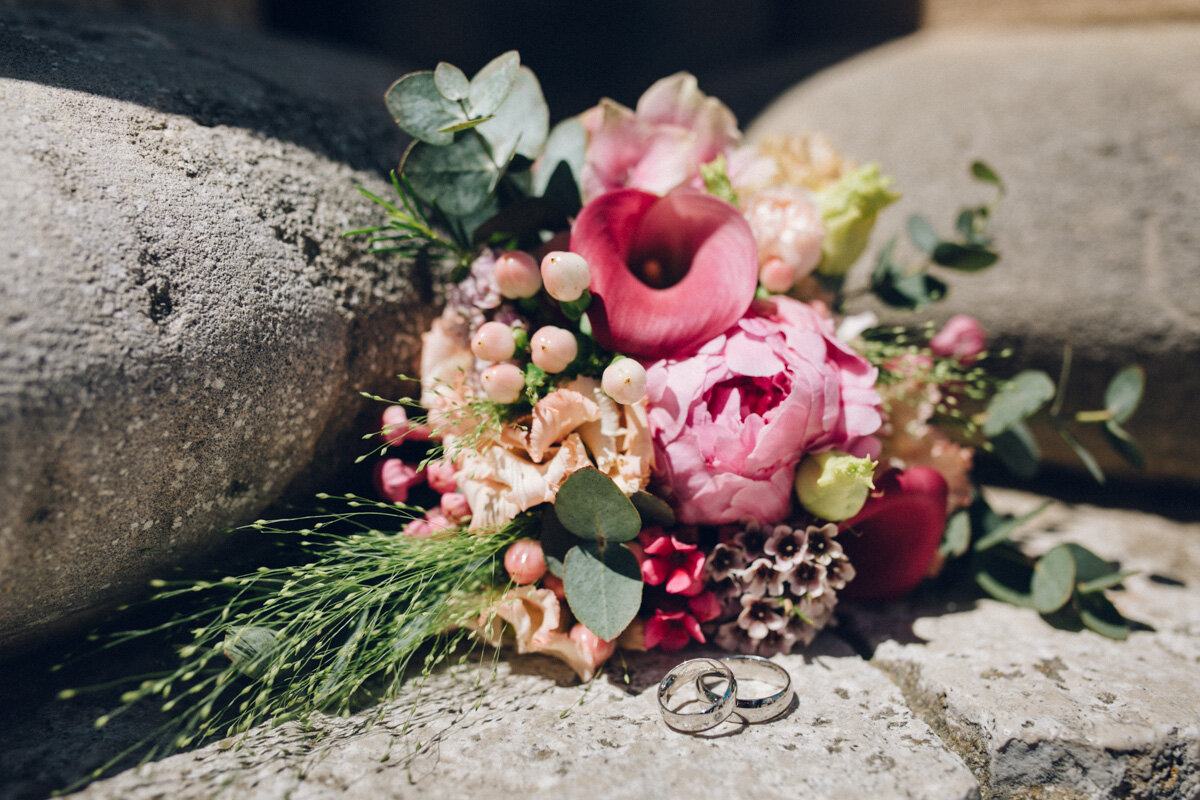 Boda Intima Menorca Ciutadella flores anillo.jpg