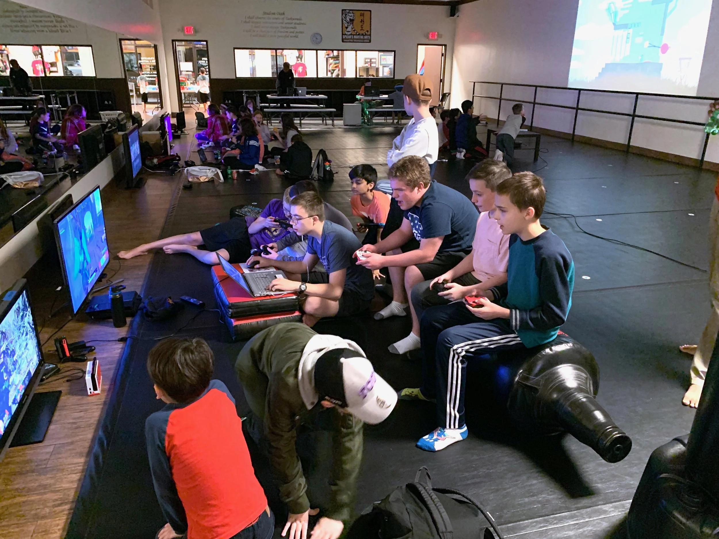 kids-teens-video-game-party-southlake-texas.jpeg