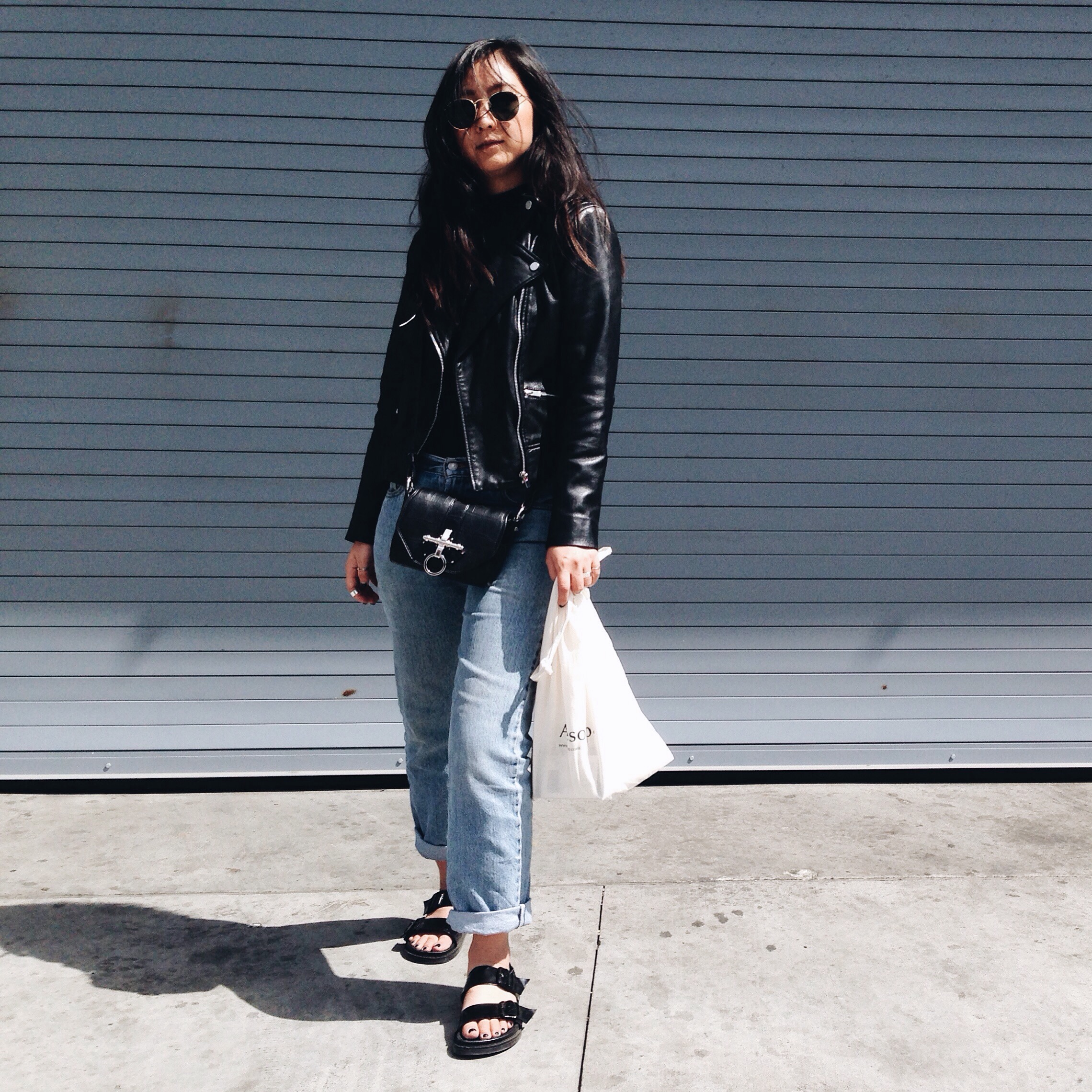 FREE PEOPLE mock turtleneck / MANGO leather jacket / LEVI'S jeans / ZARA sandals / GIVENCHY Obsedia bag