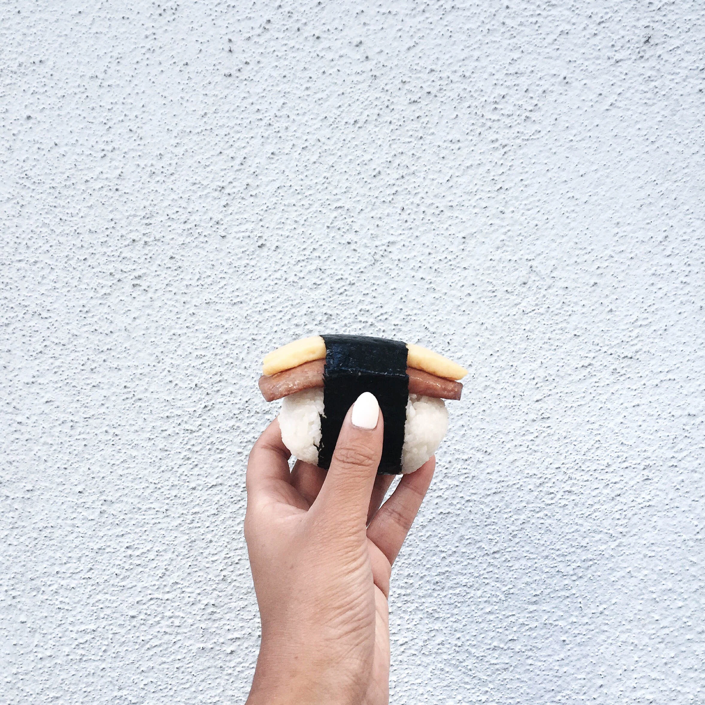 MUSUBI CAFE IYASUME spam musubi