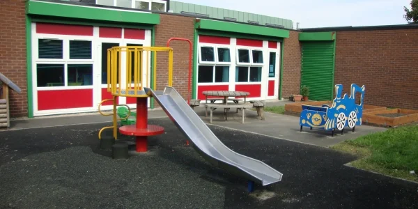 Bede Primary School.jpg
