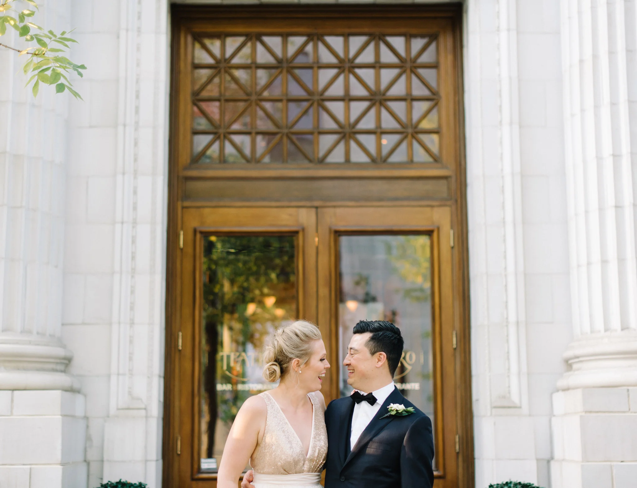 048-CalgaryWeddingPhotographers.jpg