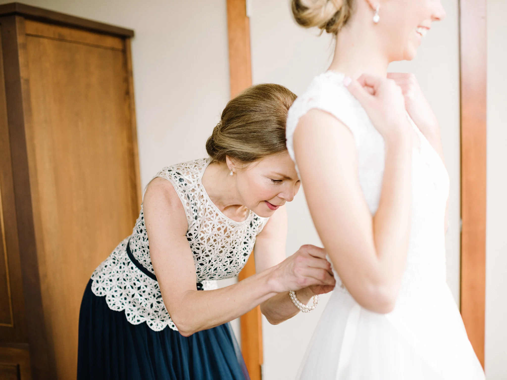 017-CanmoreWeddingPhotographers.jpg