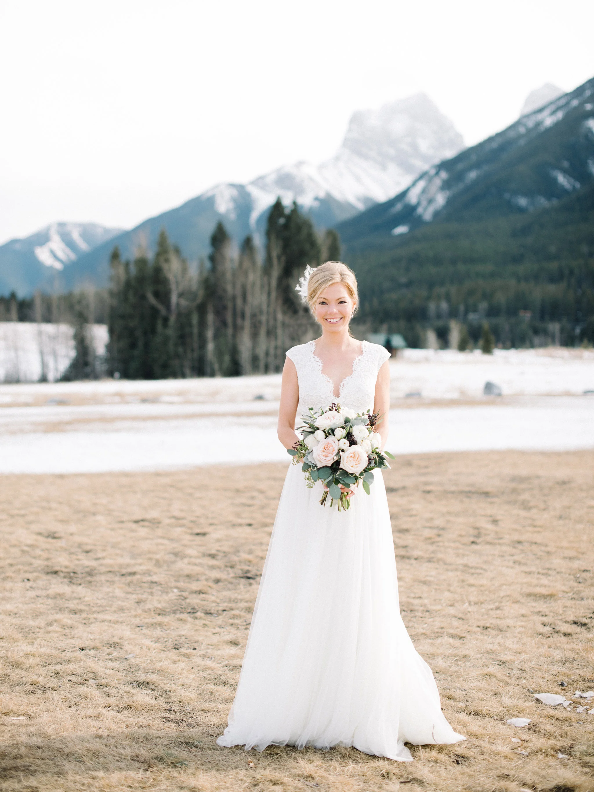 083-CanmoreWeddingPhotographers.jpg