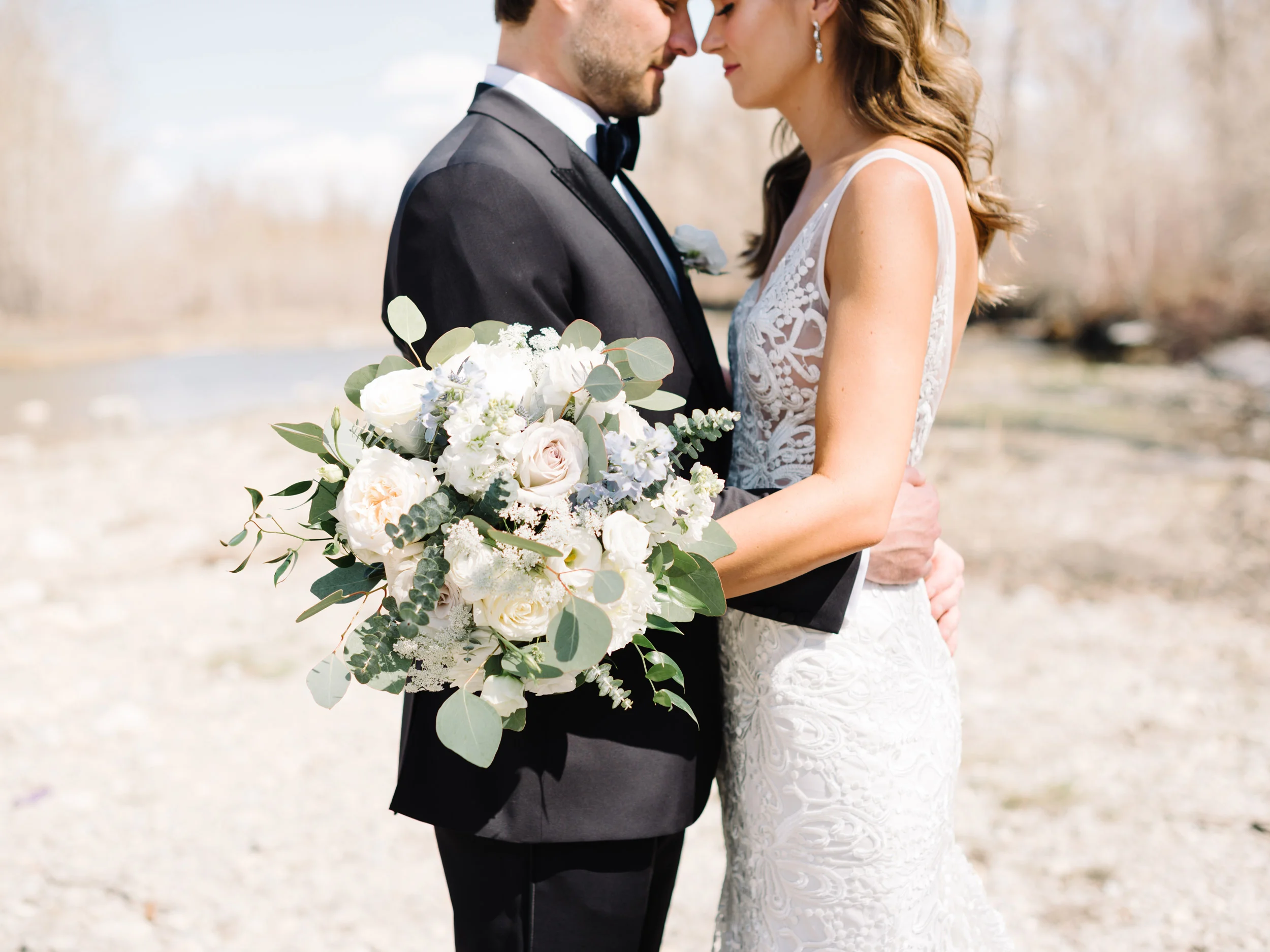 047-The_Lake_House_Calgary_Wedding.jpg