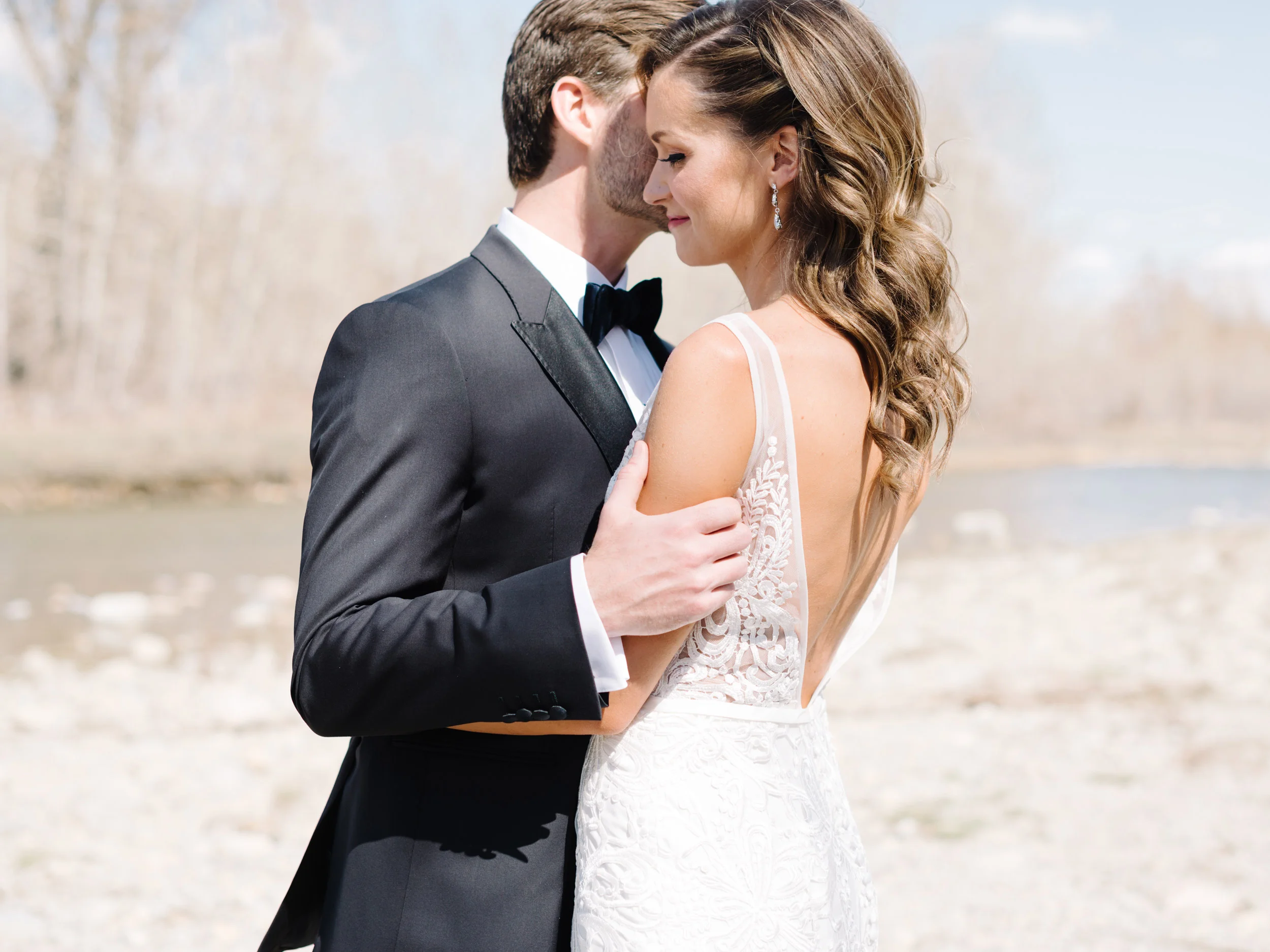 048-The_Lake_House_Calgary_Wedding.jpg