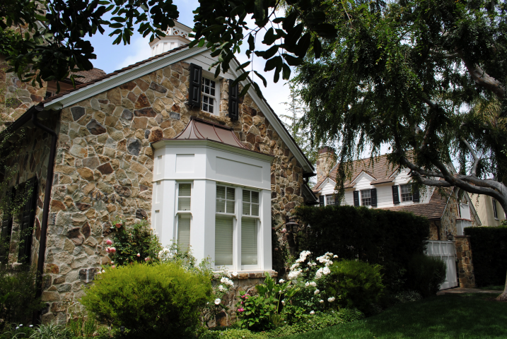  photo credit:     ari vox photography      