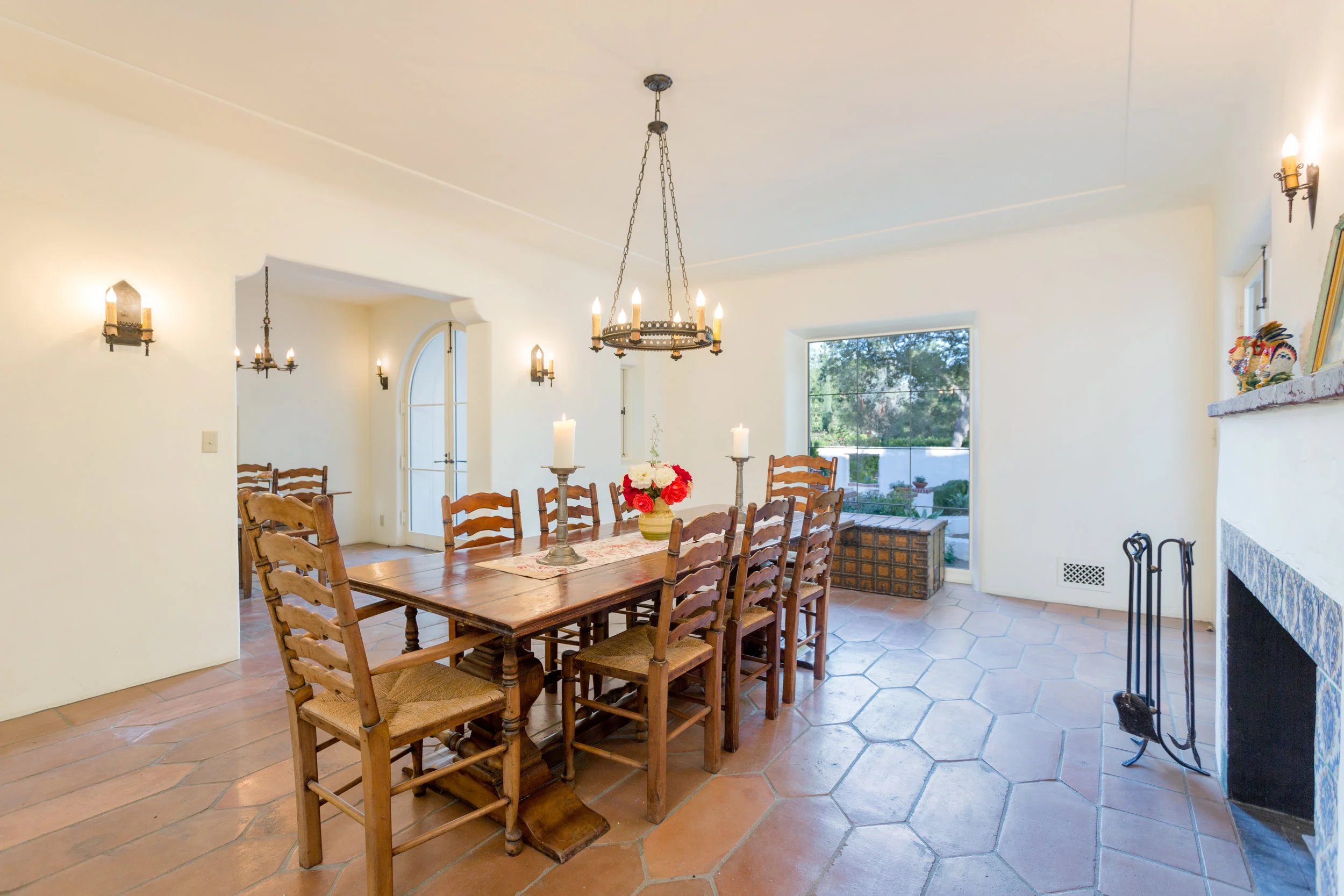 DiningRoom_ElToro.jpg