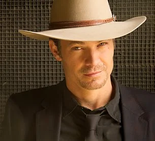 Timothy Olyphant as Raylan Givens - Smirking