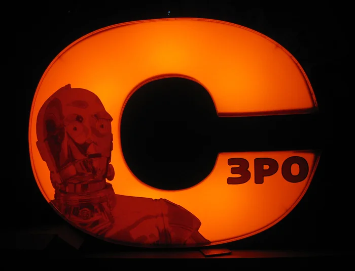 C3po red 2.jpg