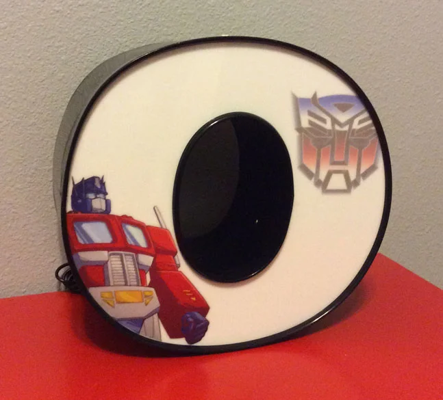 O Optimus small 1.jpg