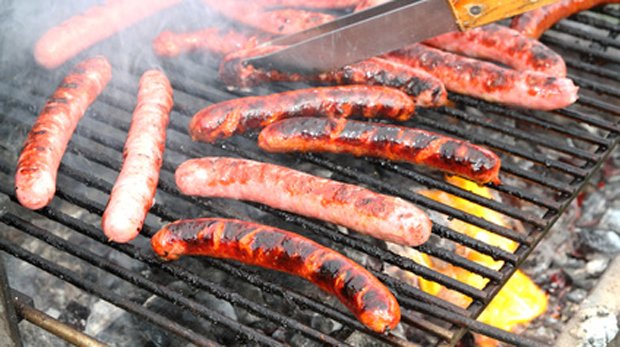 gegrillte-wuerstchen.jpg