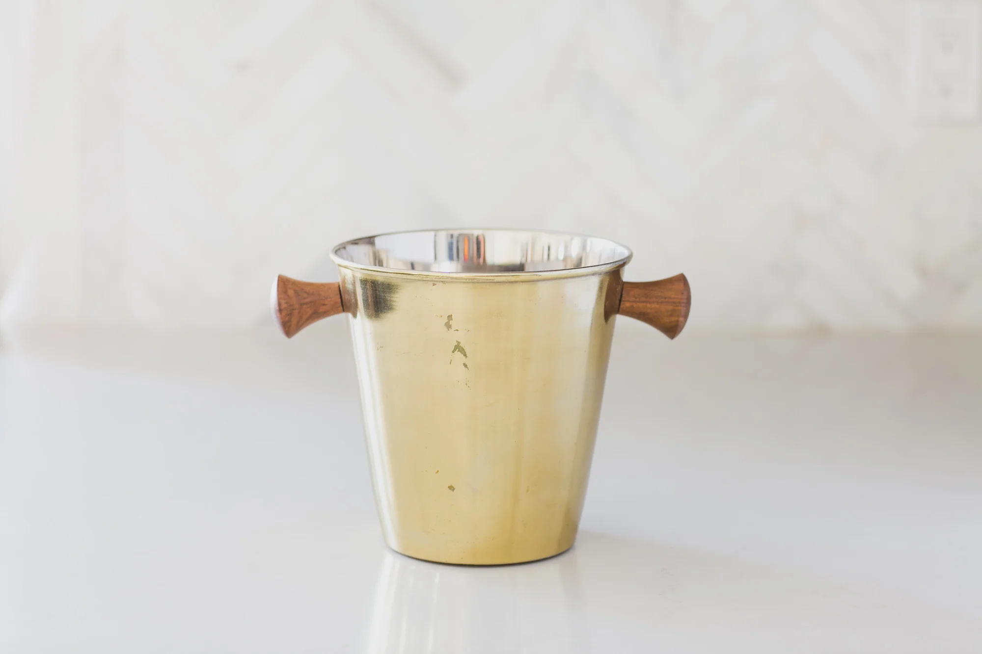 Extras and Decor — Hostess Haven Specialty Tabletop Rentals California