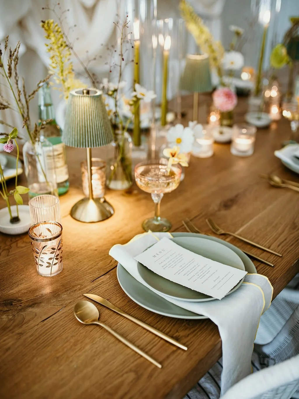 So happy to see all of the content coming out of another lovely venue in Fallbrook!! 

Floral design/Styling /Plant rental/ Candles @petalandpeachfloral 
Venue / Styling @visitanacollection 
Draping/Chairs @morerentals 
Table Top @hostesshaven
Photog