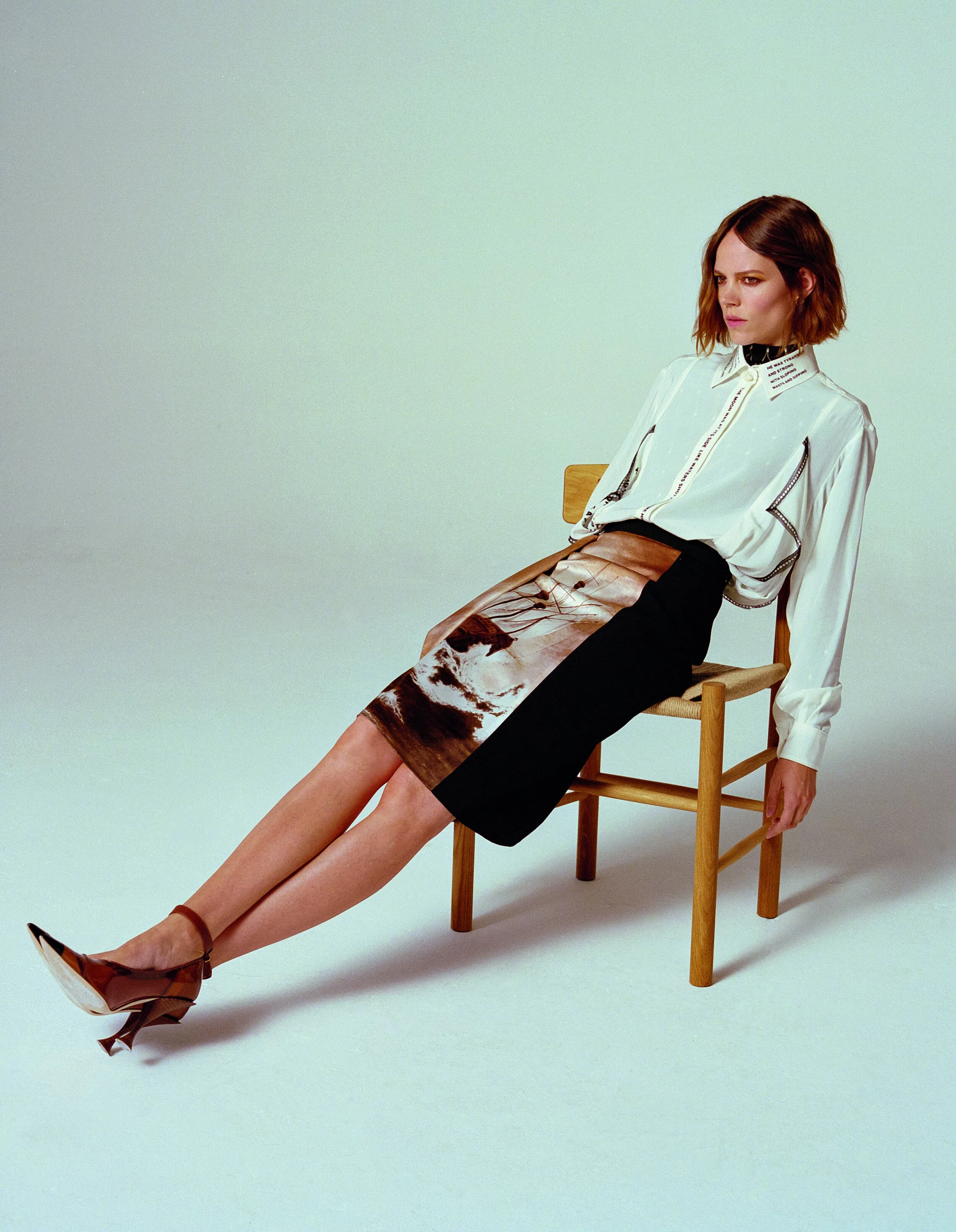 burberry_04_1fm_0914_073 (d3218a14421b1964278b67e3a367182c30e8d12e).jpg