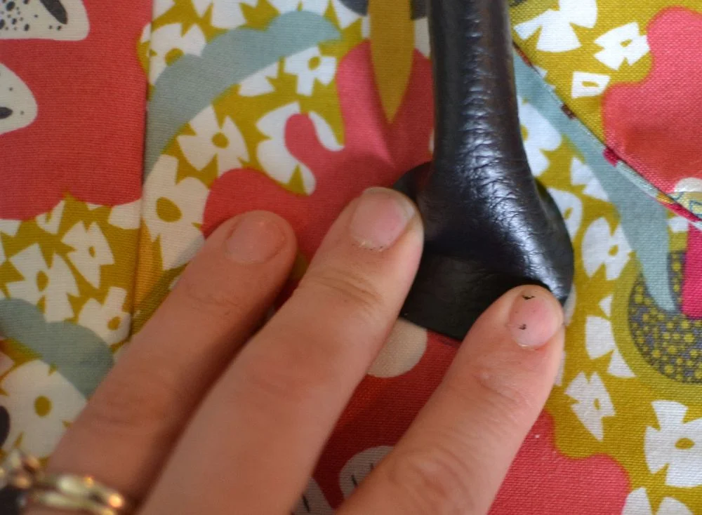 Making FauxLeather Bag Handles — SewCanShe Free Sewing Patterns and