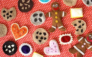 felt cookies pattern from Dana of Made