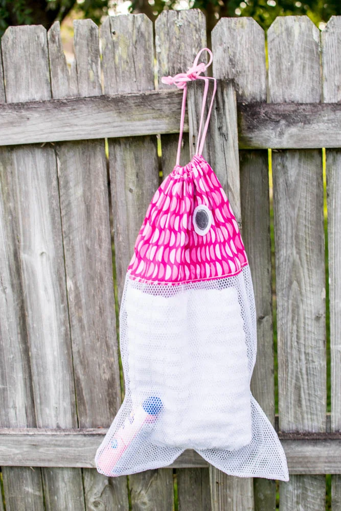 How to Sew a Fish Shaped Laundry Bags {free sewing pattern} — SewCanShe