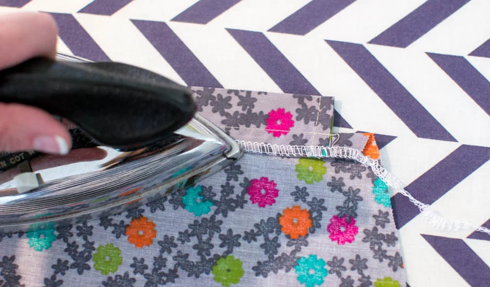 How to Sew a Fish Shaped Laundry Bags {free sewing pattern} — SewCanShe