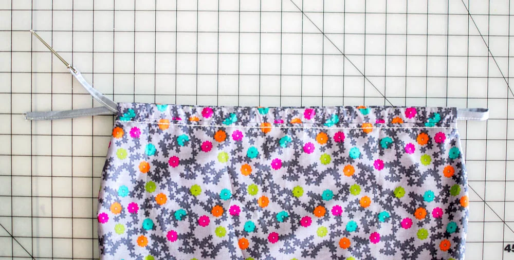 How to Sew a Fish Shaped Laundry Bags {free sewing pattern} — SewCanShe