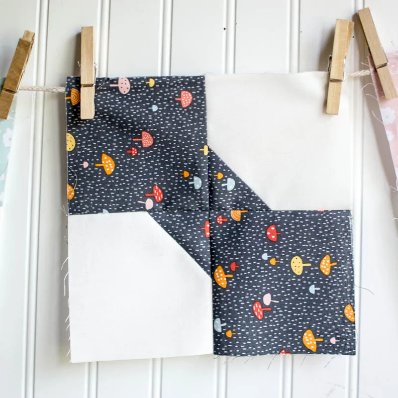 Bow Tie Baby free Quilt Pattern Easy Easy Easy SewCanShe Free