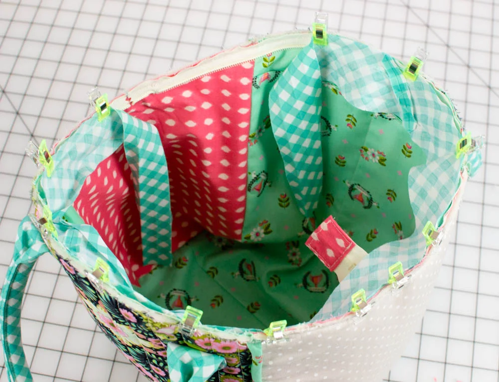 How to Sew a Fabric Basket Tote {free sewing pattern} — SewCanShe Free