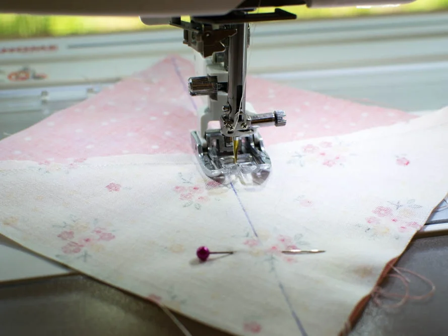 sewing quarter square triangles.jpg