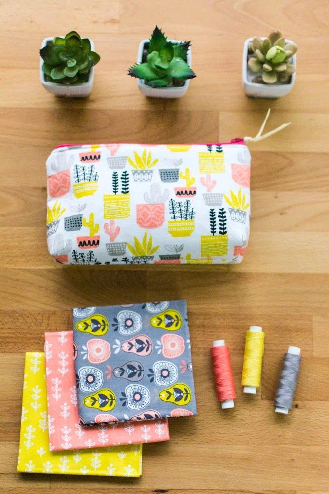 zipper pouch sewing tutorial.jpg