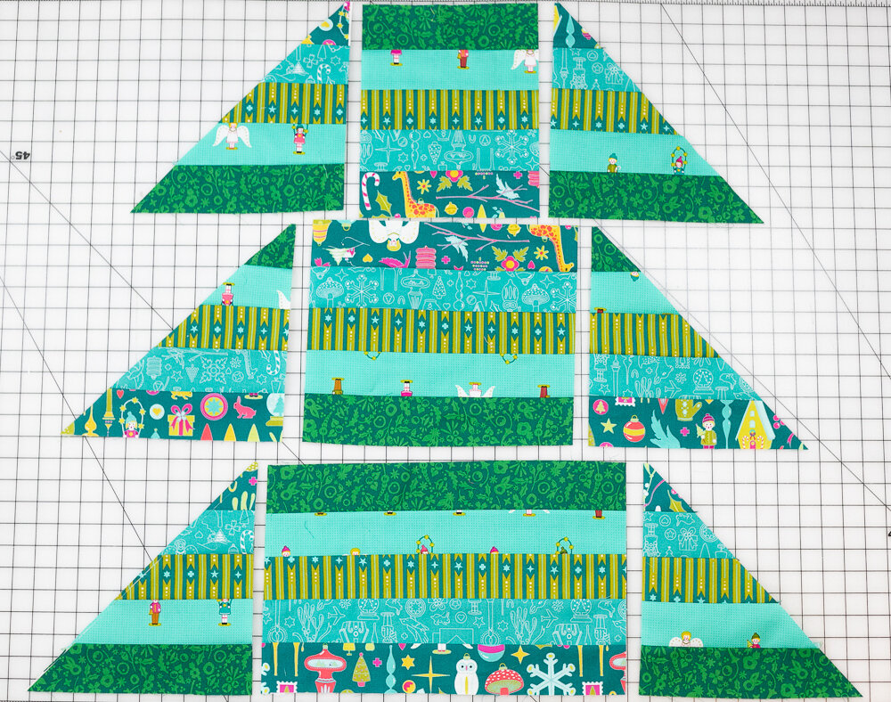 Quilted Christmas Tree Wall Hanging free sewing pattern! — SewCanShe