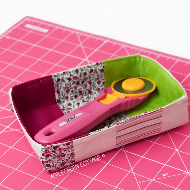 https://www.sewcanshe.com/blog/2019/3/28/friday-spotlight-damjanas-cute-pencil-holder-in-3-handy-sizes