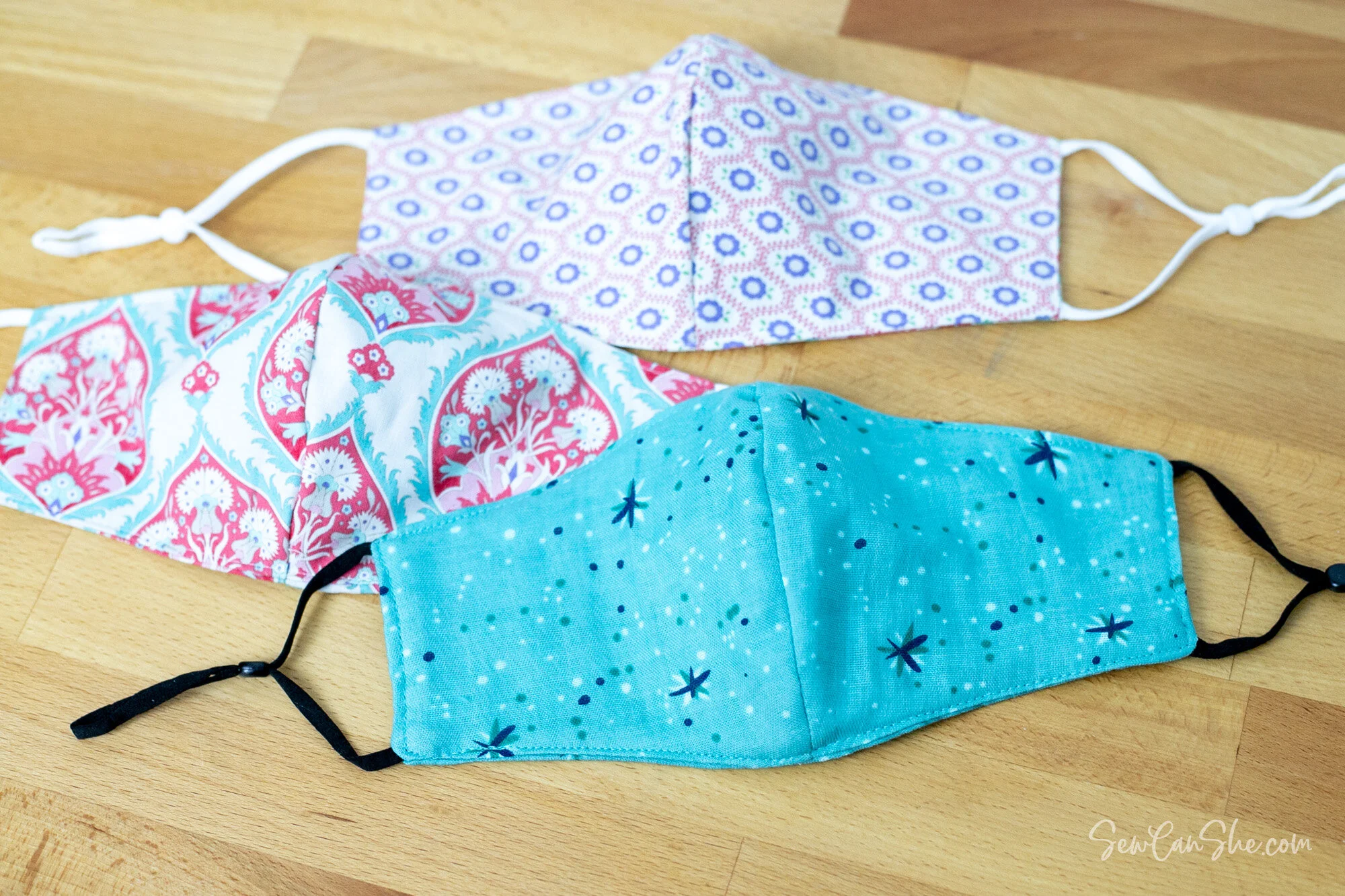 How to Sew a Face Mask with Adjustable Elastic Ear Loops — SewCanShe Free Sewing Patterns Tutorials