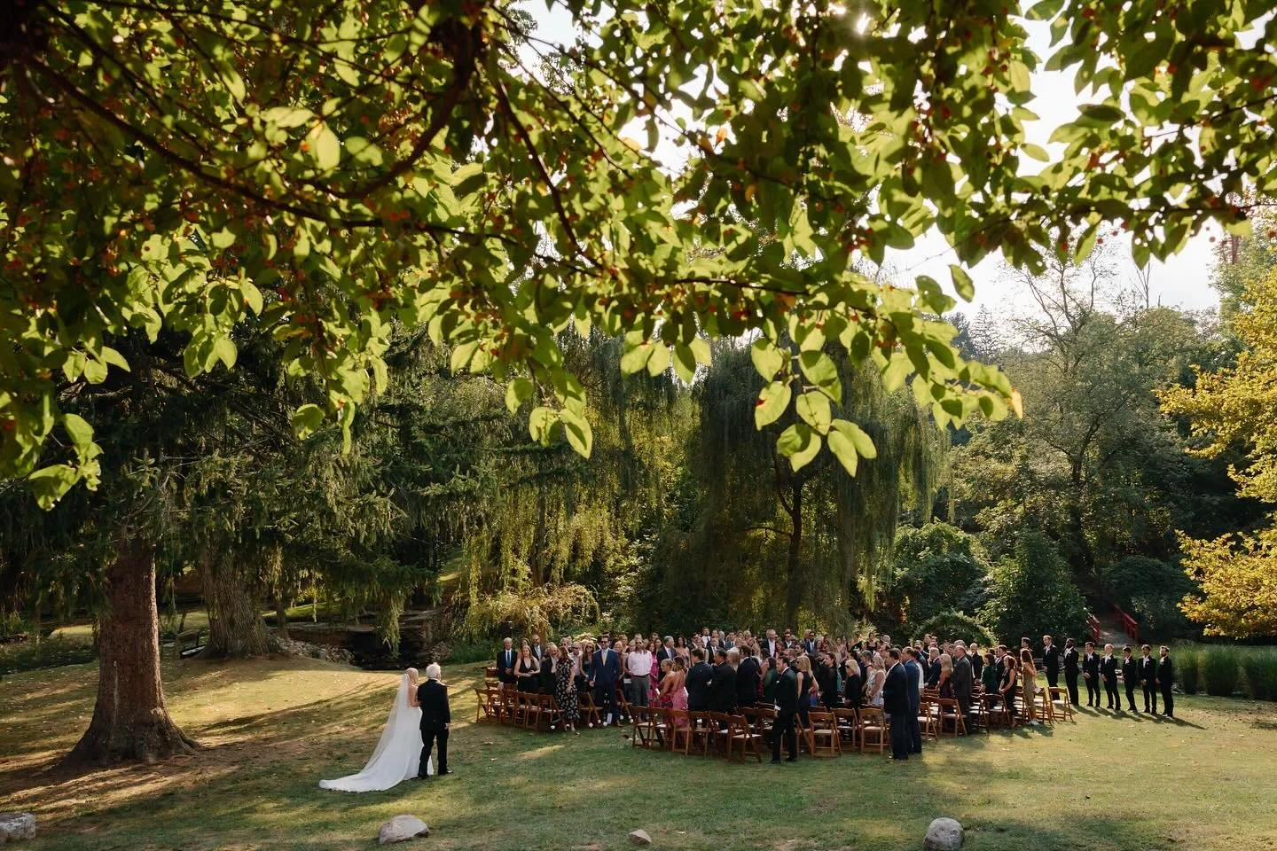 So so tough to pick only twenty photos to put on here that the wonderful @vanessalassin captured last year. Could spend weeks on end writing how incredible Vanessa is throughout wedding days. We spent this morning reviewing last year and our goals fo