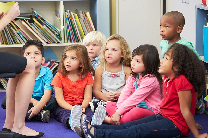 kids_at_school-800.jpg