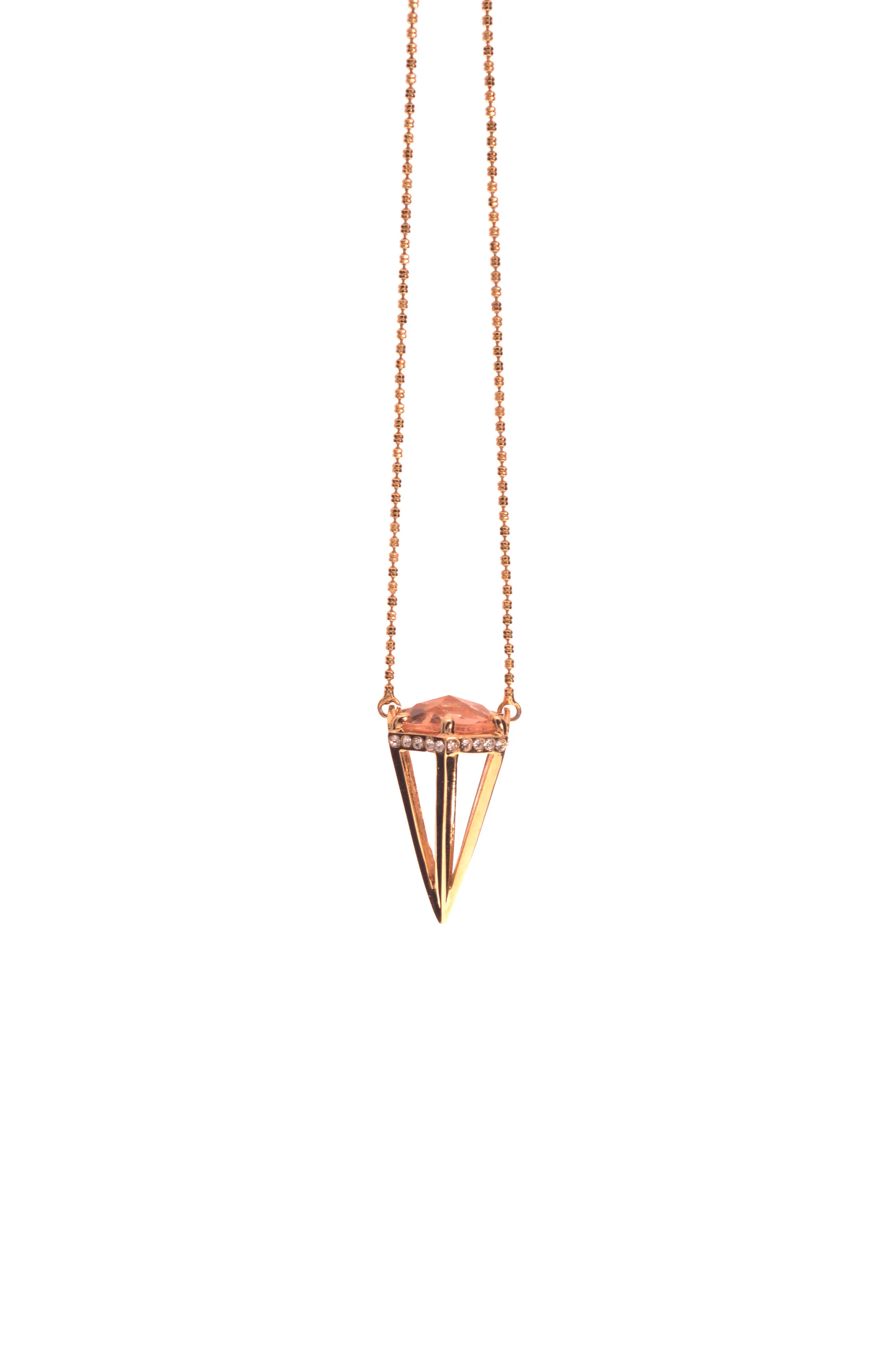 <p><strong>EDGE</strong></p> PYRAMID PENDANT NECKLACE